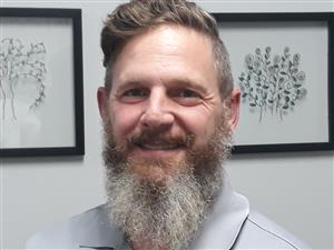 Chris Hoelzer